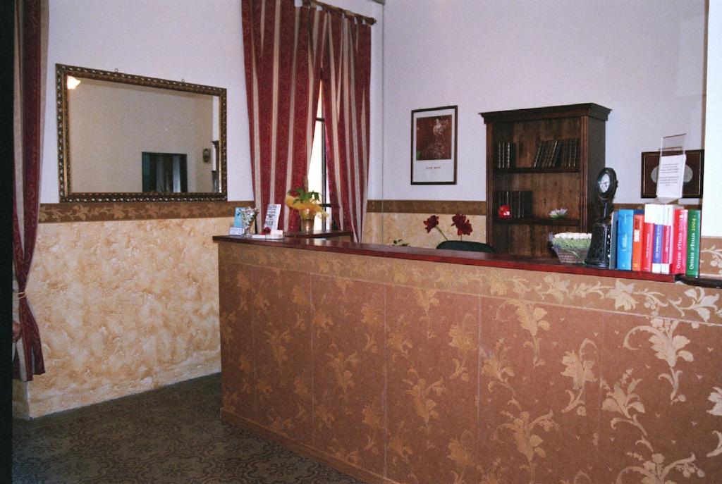 Hotel Europa Perugia Luaran gambar