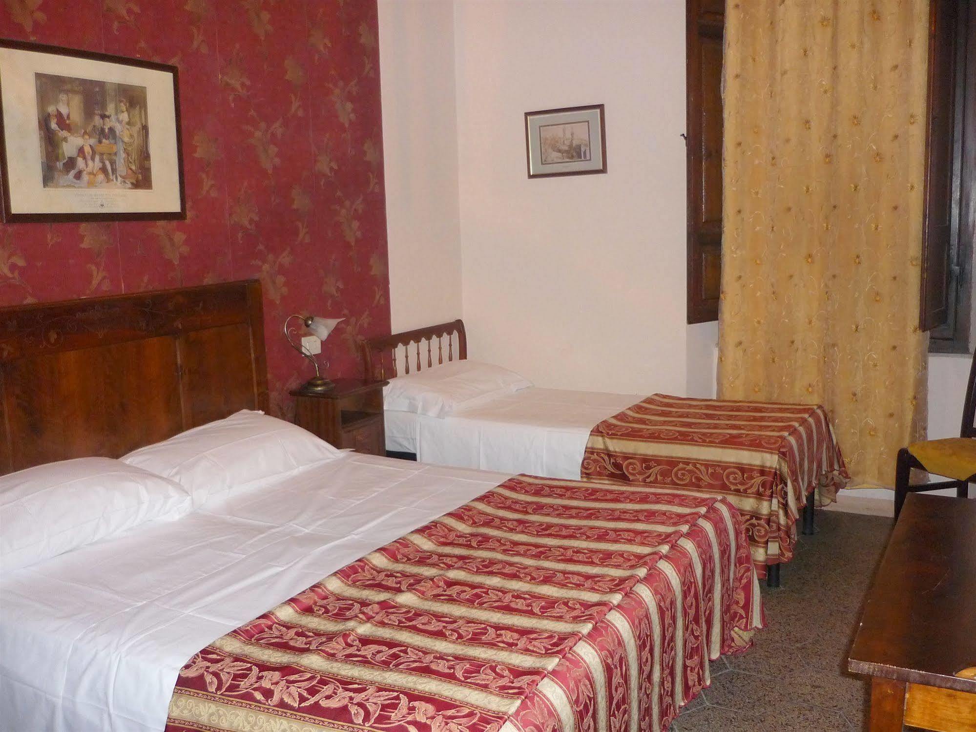 Hotel Europa Perugia Luaran gambar